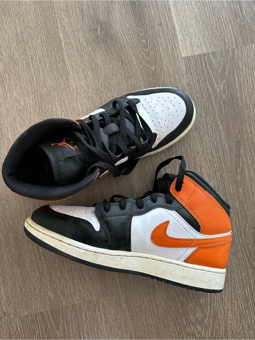 Nike Kids' Air Jordan 1 Mid - Orange / Black / White